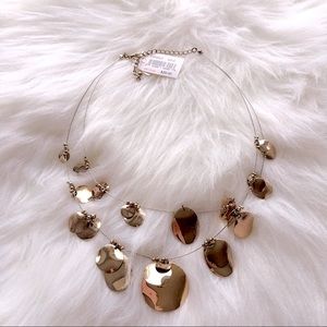 NWT Shinny Gold Tone Necklace